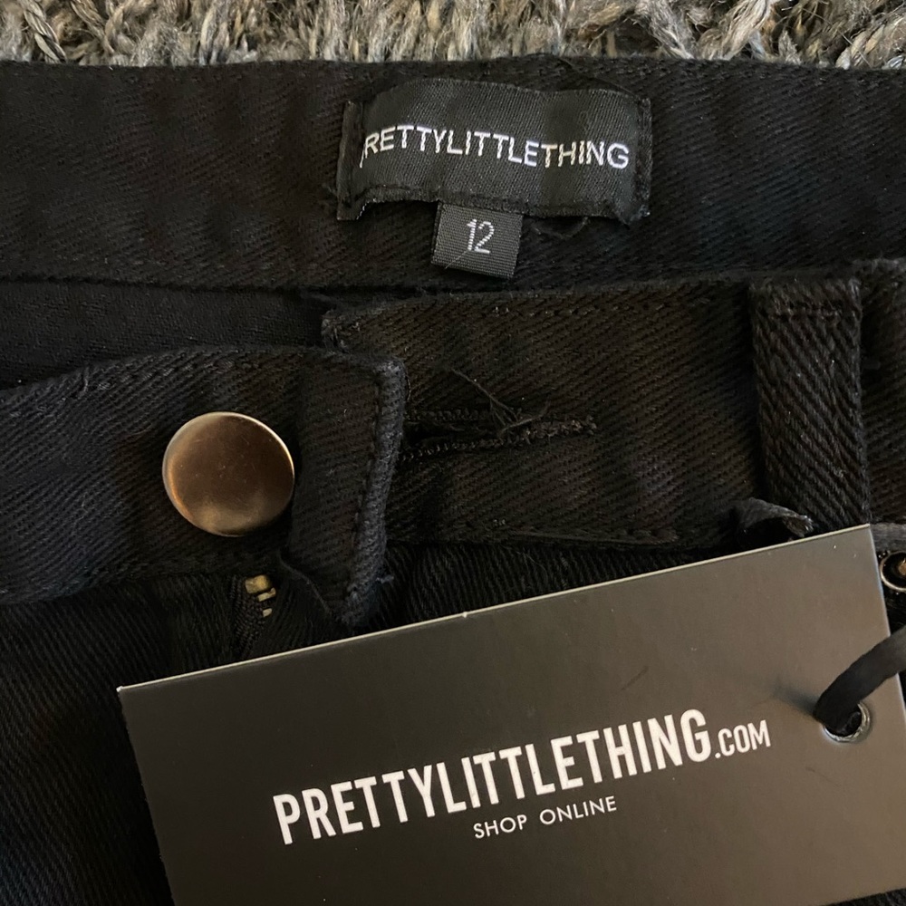 jeanie black extreme ripped mom denim shorts - Picture 2 of 3